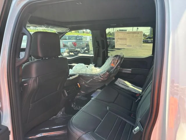 New 2026 Avalanche Ford Platinum® image 13