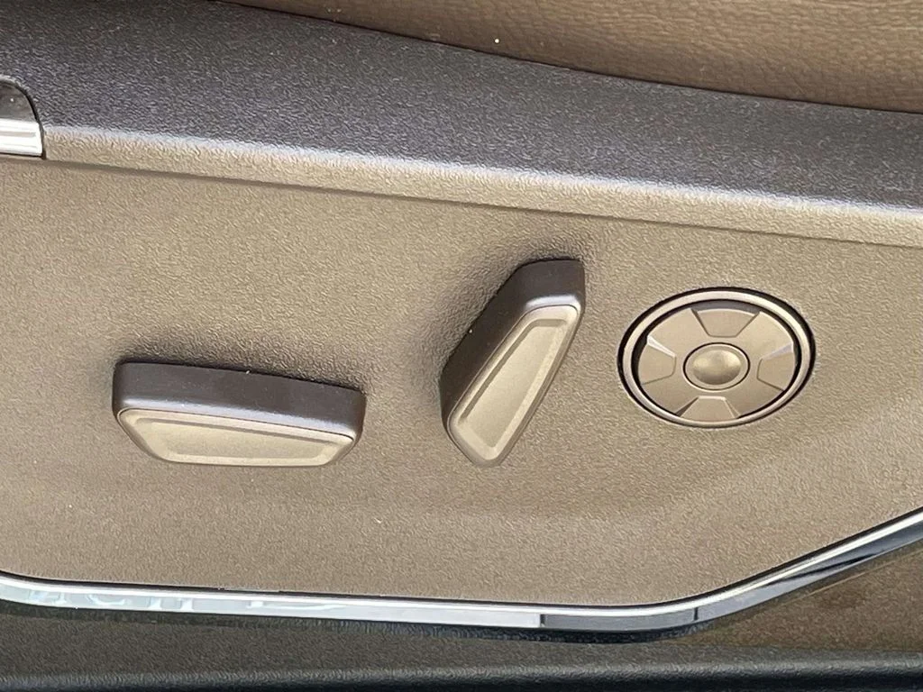 New 2026 Agate Black Metallic Ford F-250® King Ranch® image 14