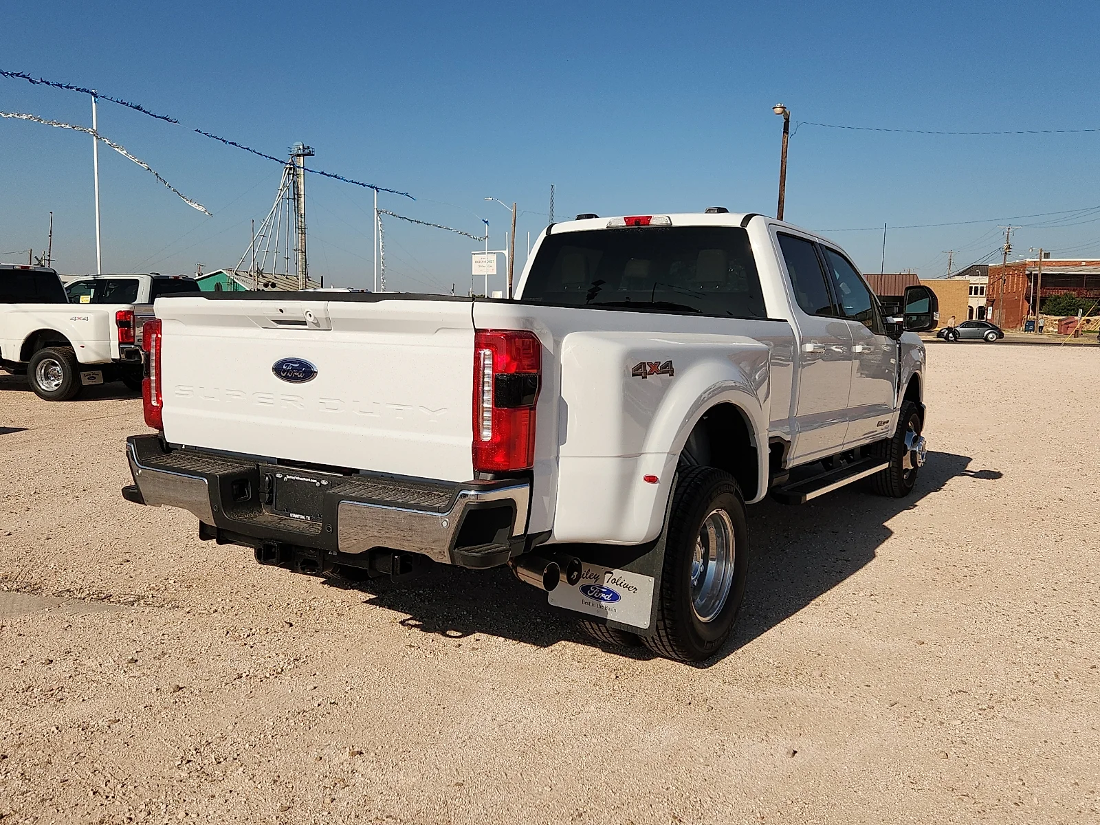 New 2026 Oxford White Ford Lariat image 7