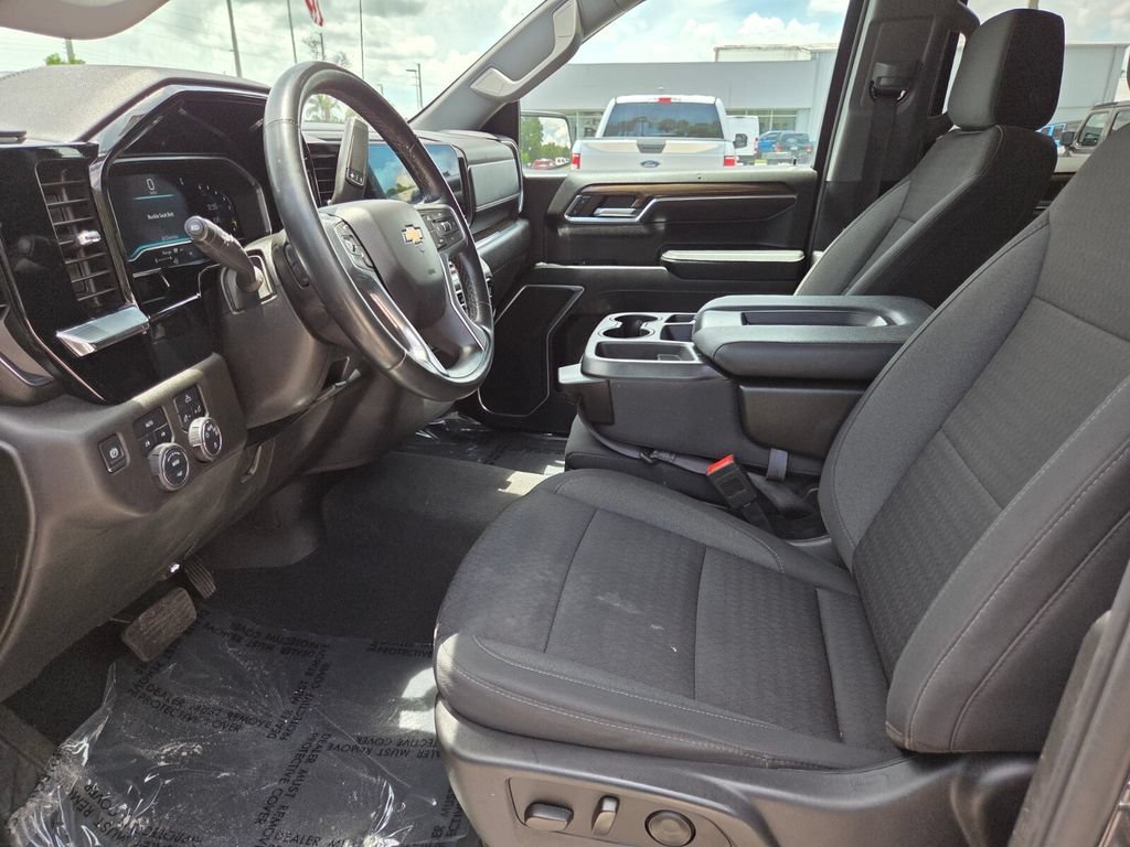 Used 2023 Dark Ash Metallic Chevrolet LT image 27