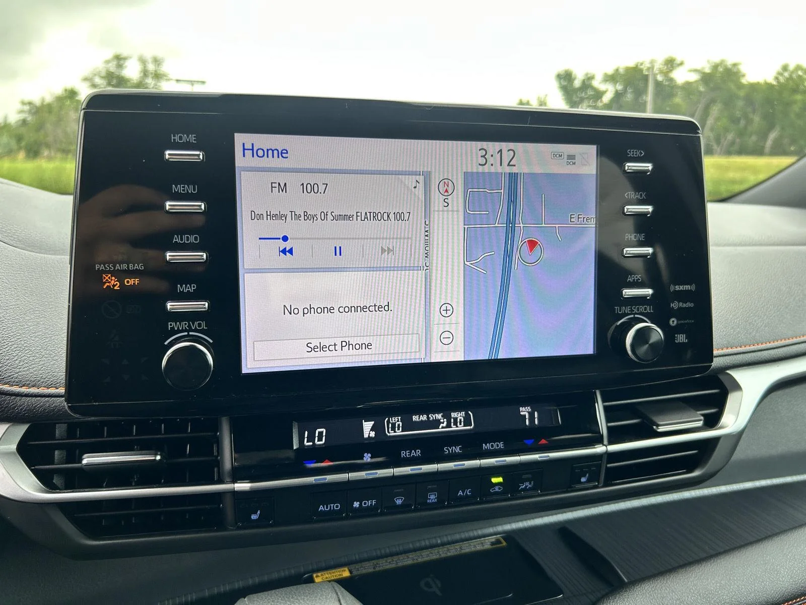 Used 2024  Toyota XSE image 13