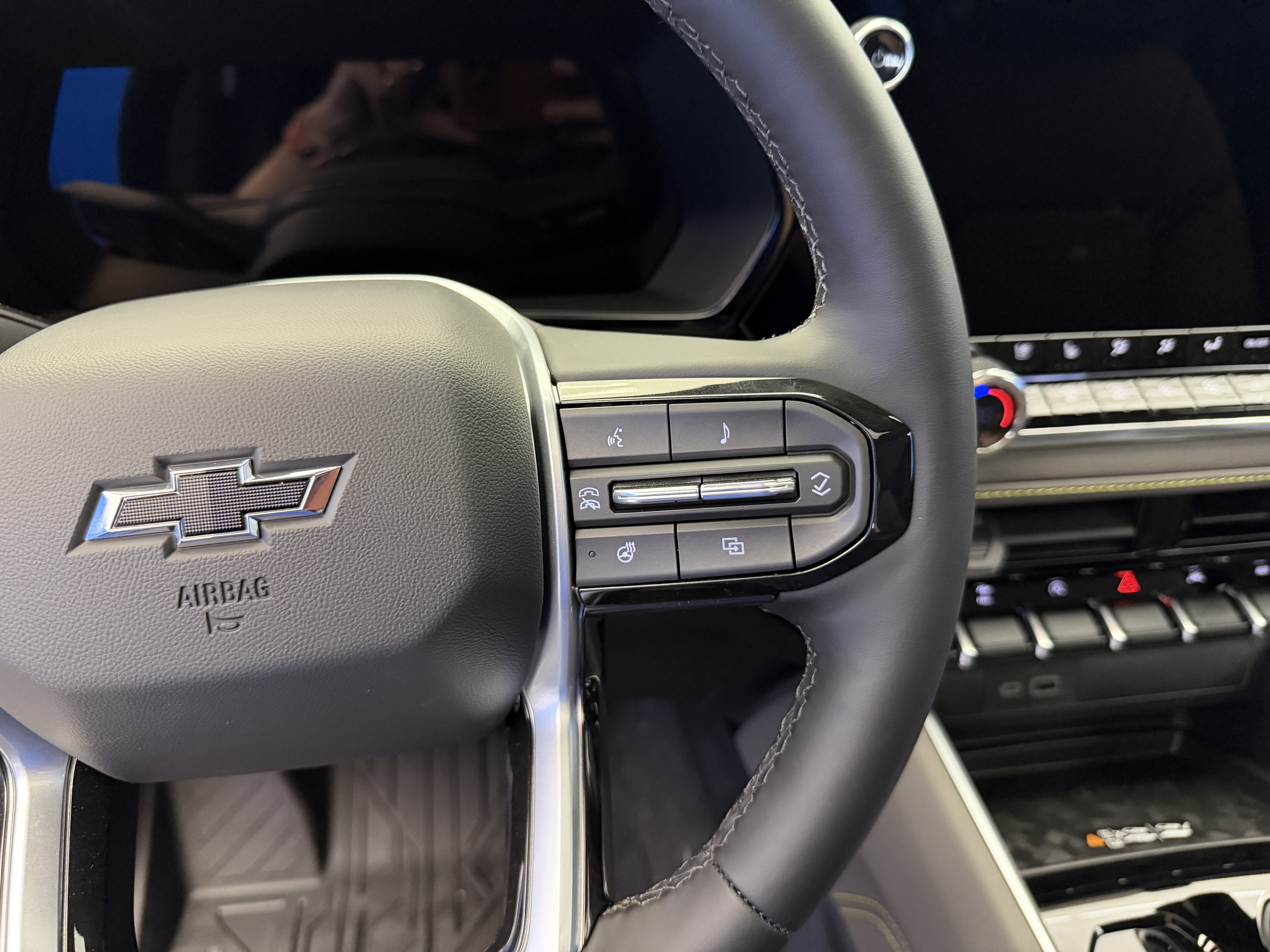 2026 Chevrolet Colorado ZR2 - Photo 16
