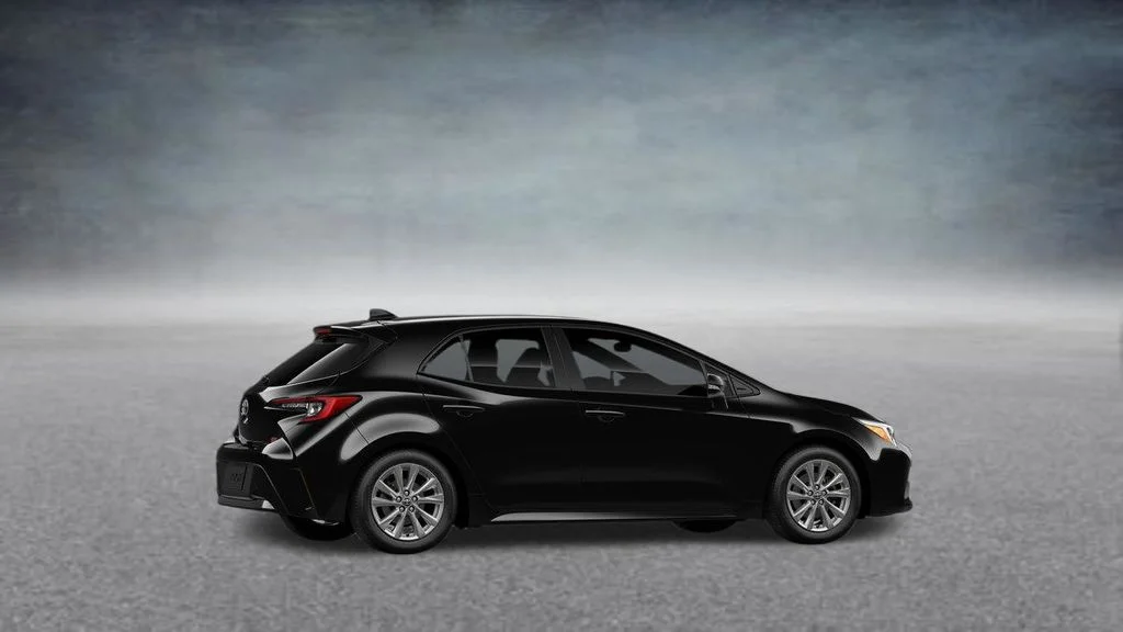 2026 Toyota Corolla Hatchback SE - Photo 13