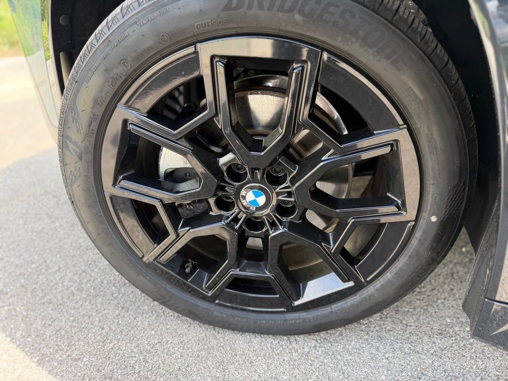 Used 2026 Green BMW xDrive28i image 8