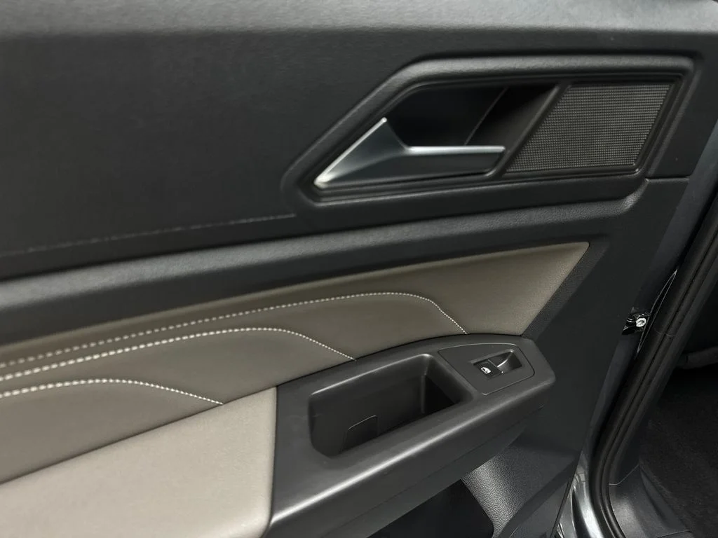 2023 Volkswagen Atlas SEL - Photo 39