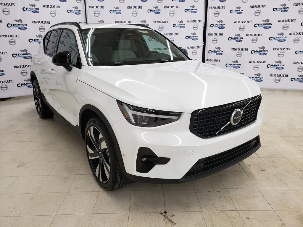 2026 Volvo XC40 Ultra