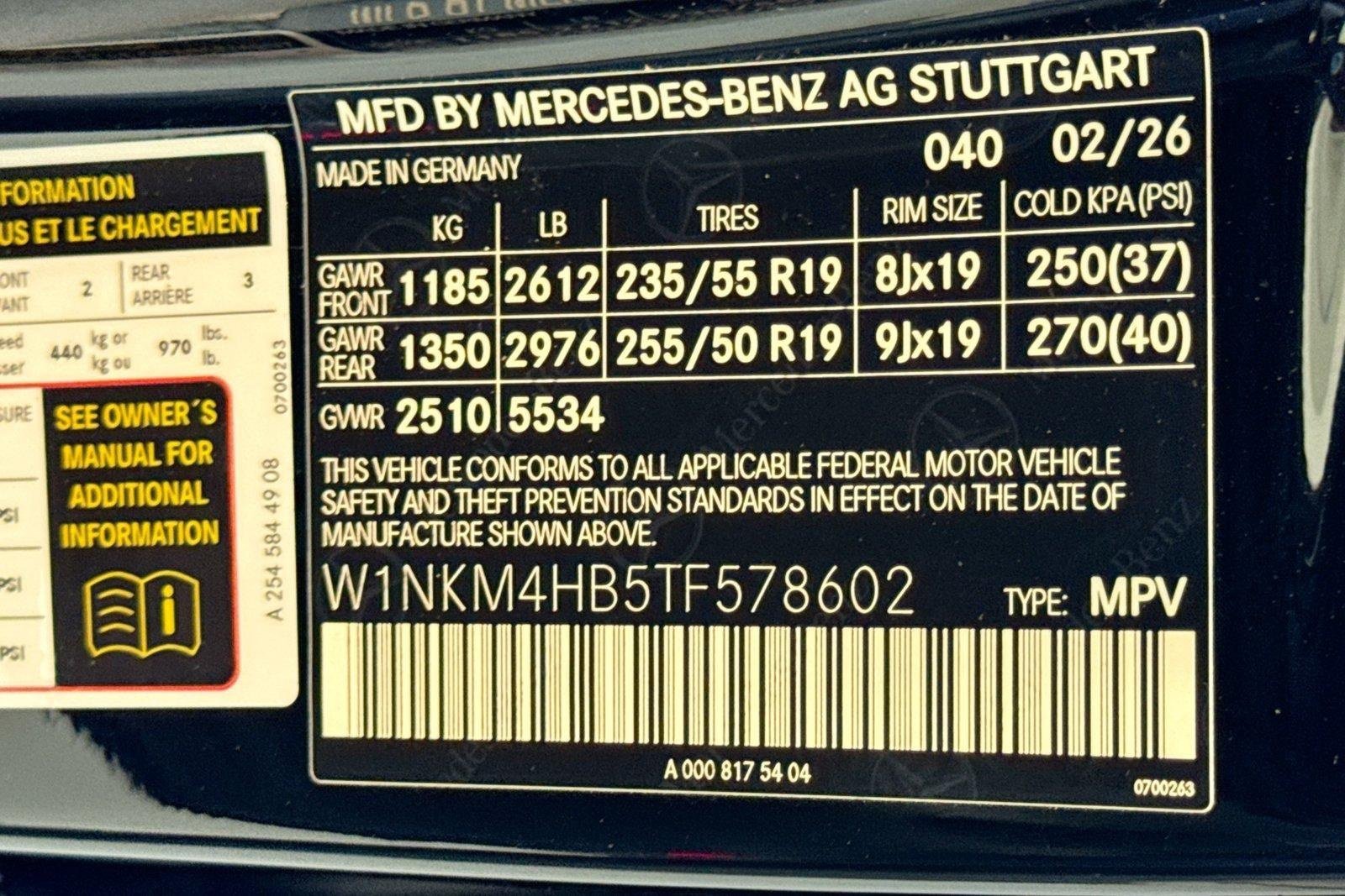 New 2026 Black Mercedes-Benz GLC 300 image 30