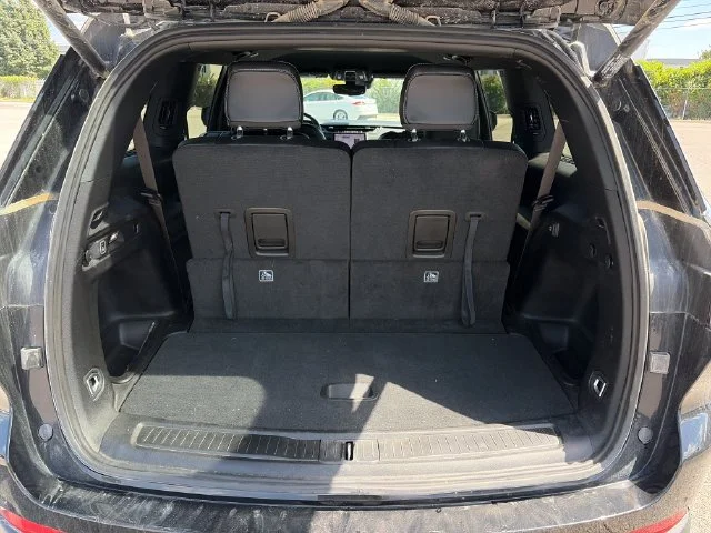 Used 2025 Black Jeep Limited image 31