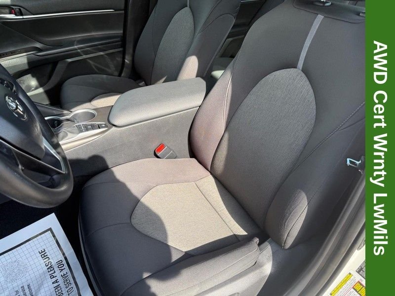 Certified Used 2022 White Toyota LE image 16