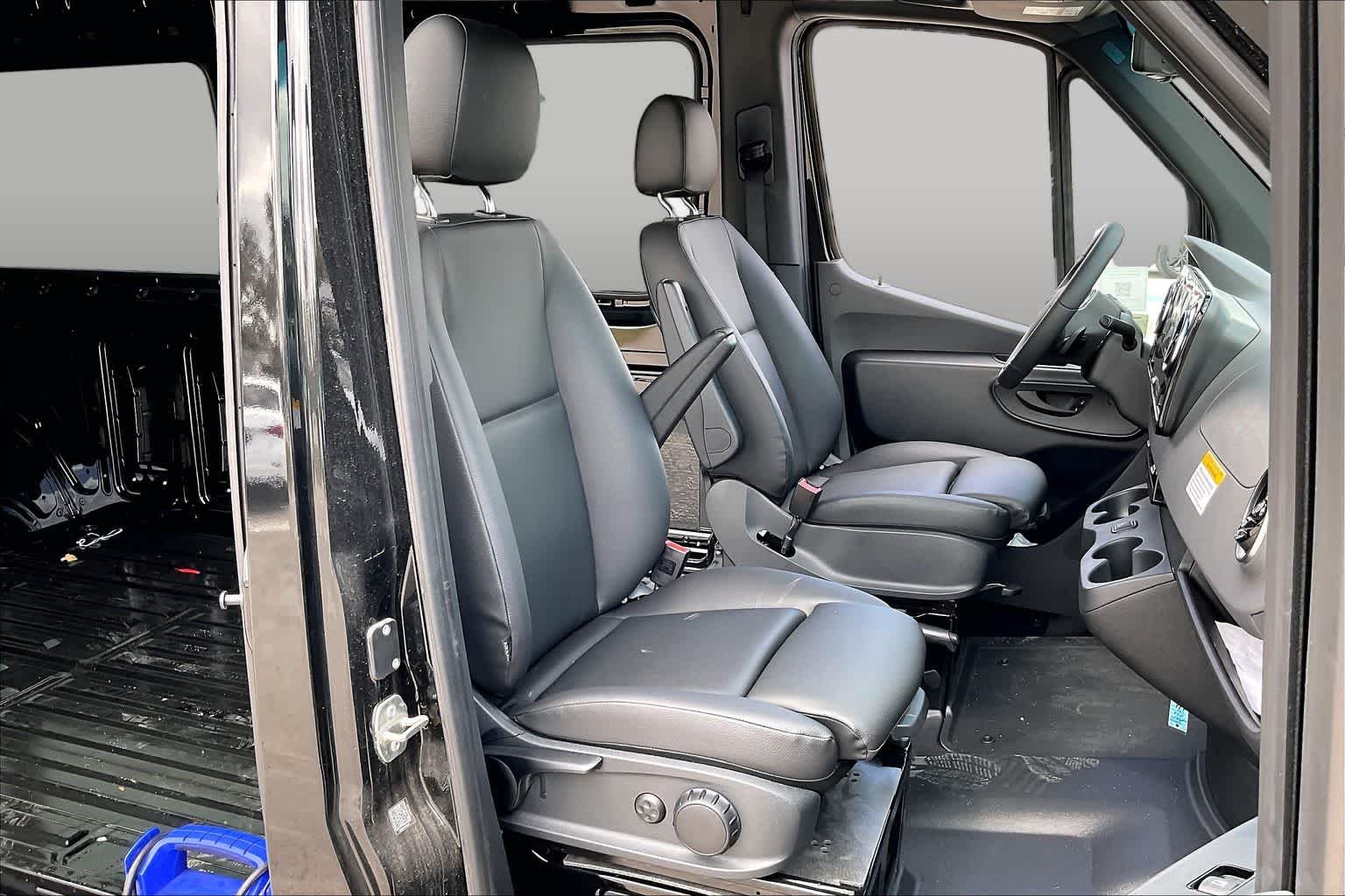 Used 2024 Jet Black Mercedes-Benz  image 8