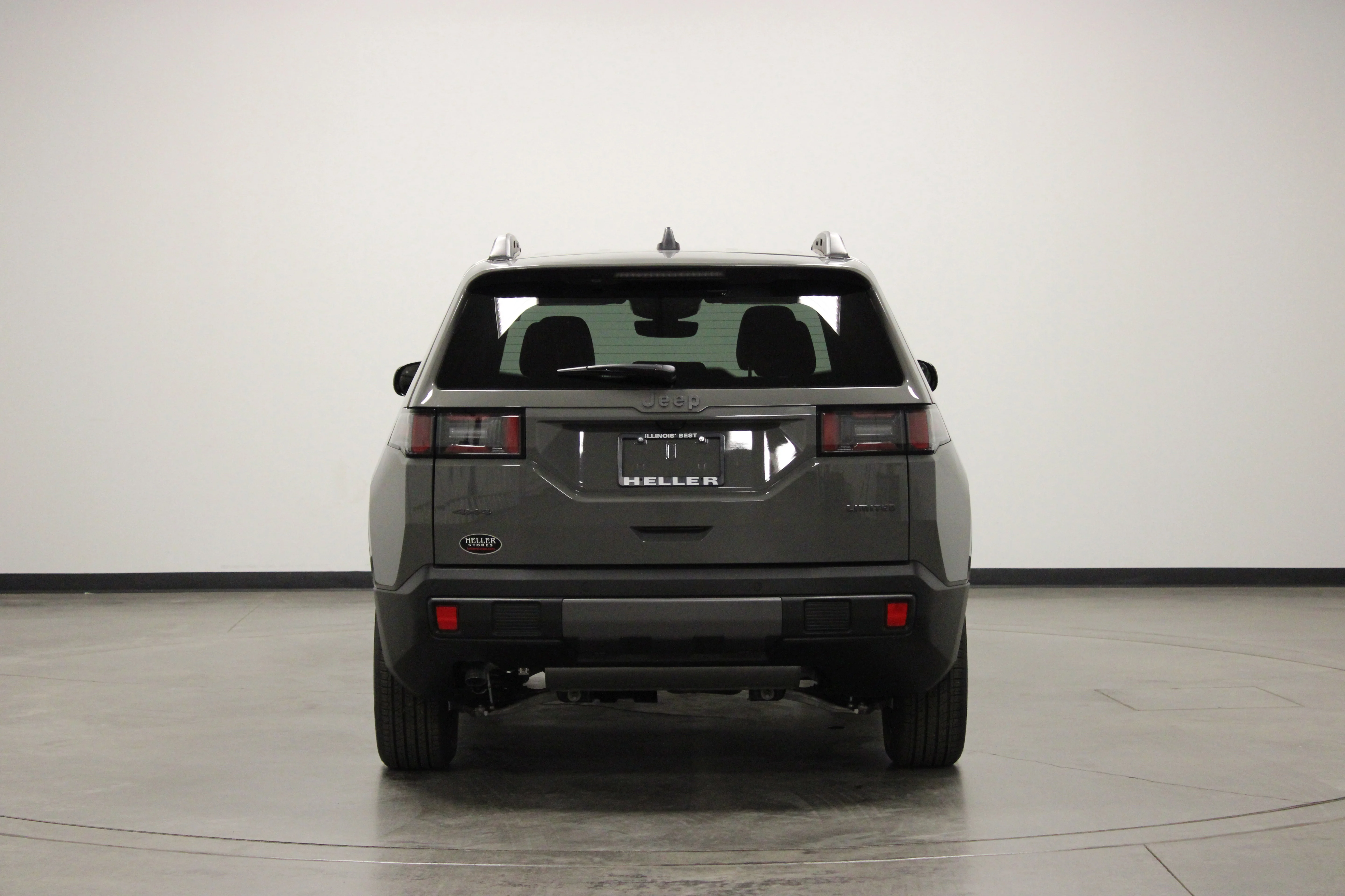 New 2026 Sting-Gray Clear-Coat Exterior Paint Jeep Limited image 7
