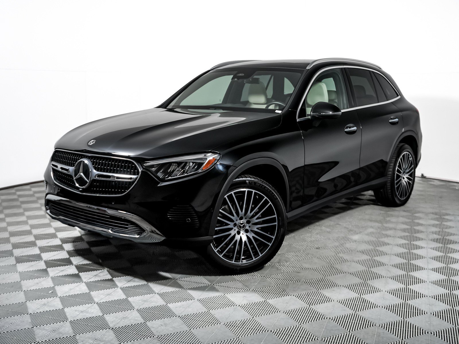Certified Used 2024 Black Mercedes-Benz GLC 300 image 1
