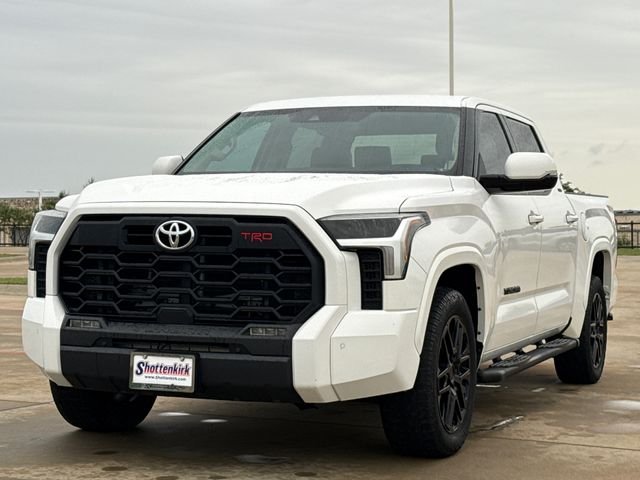 Used 2023 White Toyota SR5 image 3