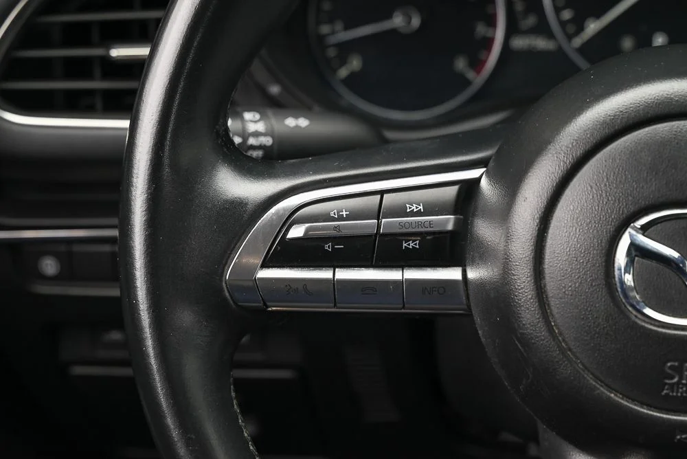 Used 2019 Blue Mazda Preferred image 16