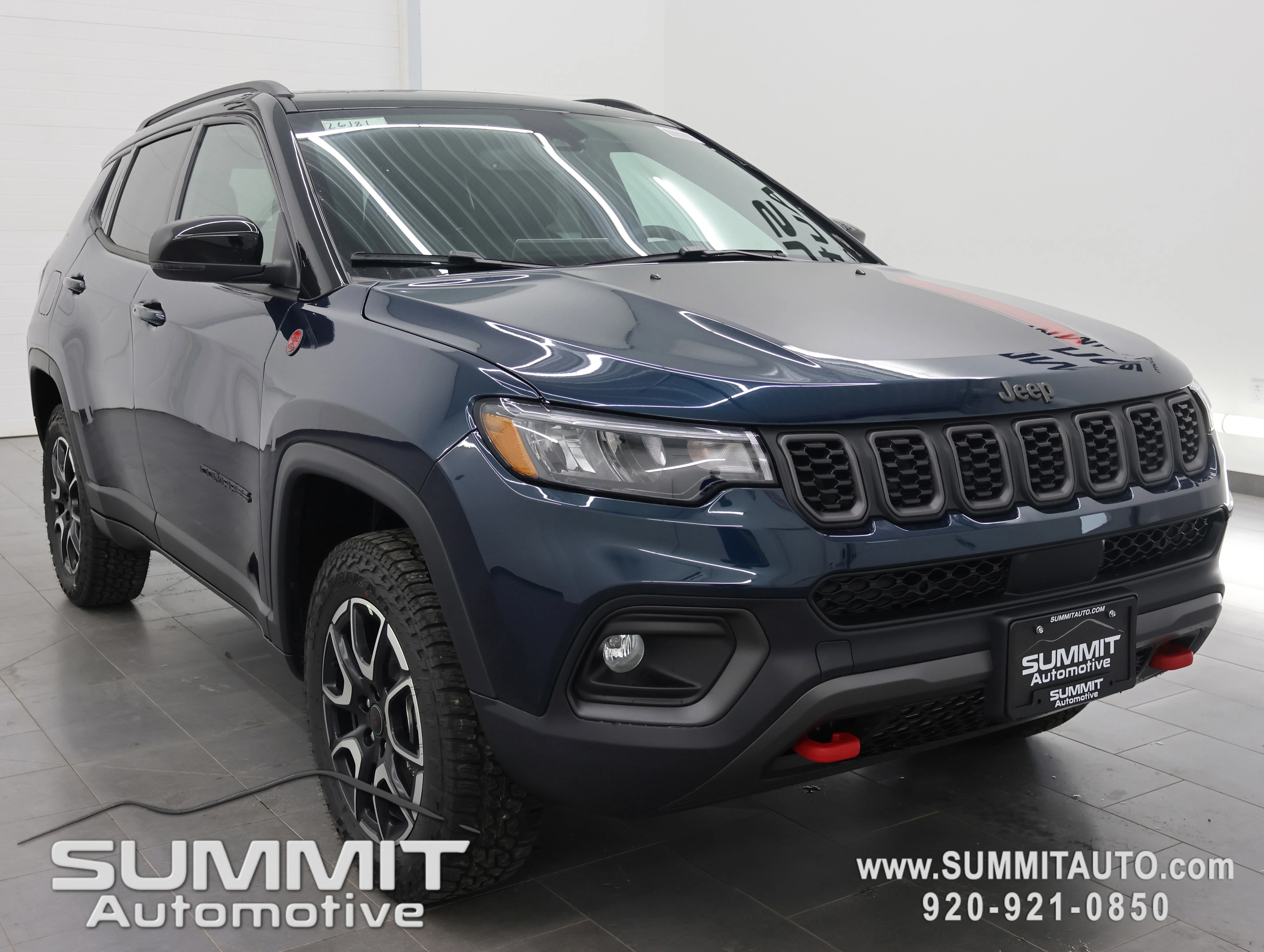 New 2026 Fathom Blue Pearl-Coat Exterior Paint Jeep Trailhawk image 2