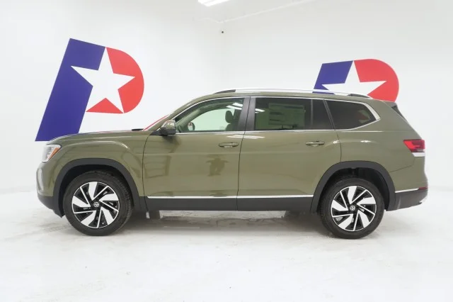 New 2026 Avocado Green Pearl Volkswagen 2.0T SEL image 11