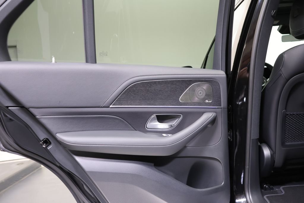 New 2027 Obsidian Black Metallic Mercedes-Benz  image 43