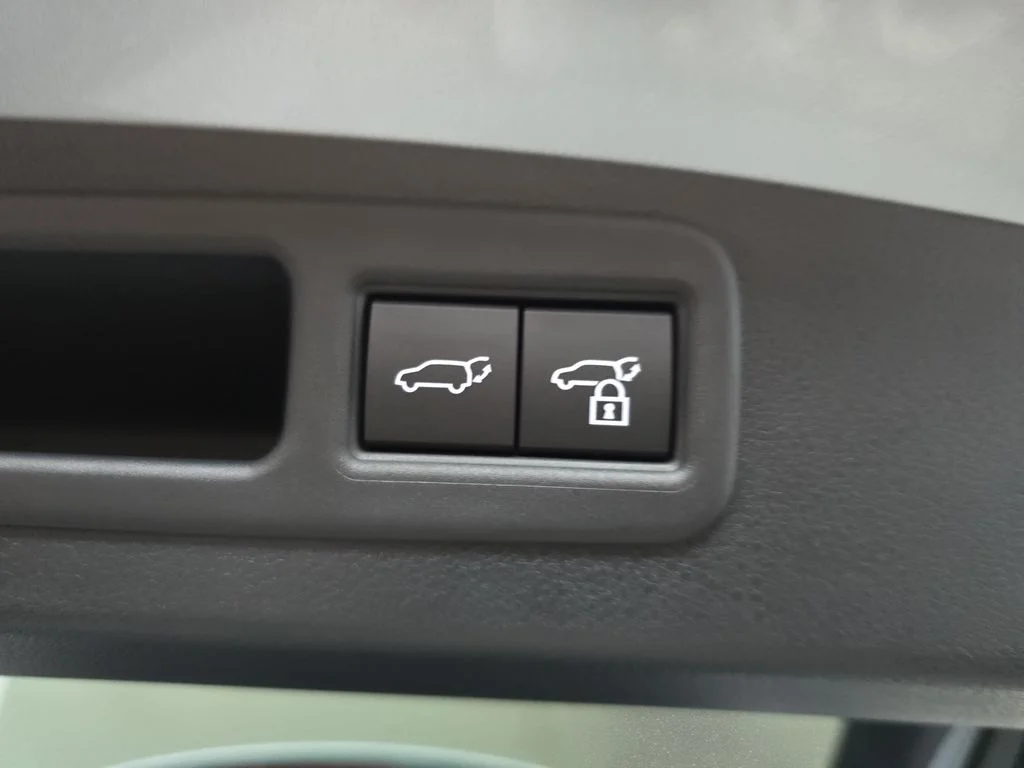 New 2026 Iridium Lexus PREMIUM PLUS image 13