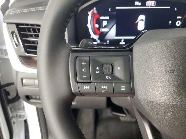 New 2026 Everest White Pearl TriCoat Nissan Platinum image 27