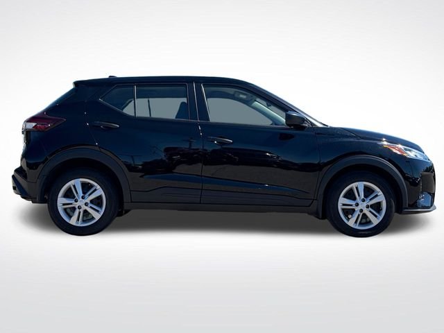 Used 2025 Super Black Nissan S image 7