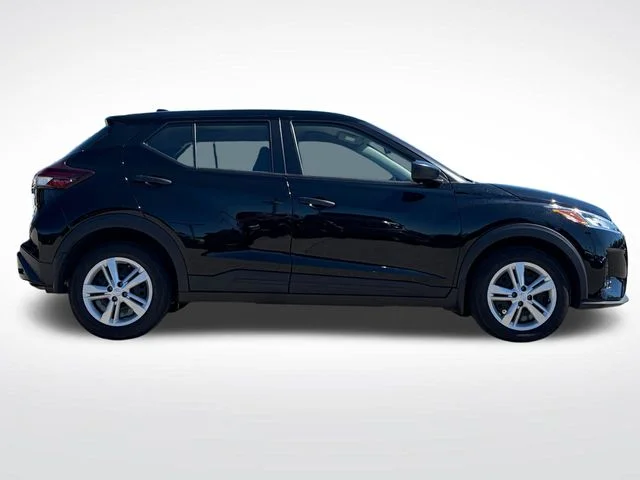 Used 2025 Black Nissan S image 7
