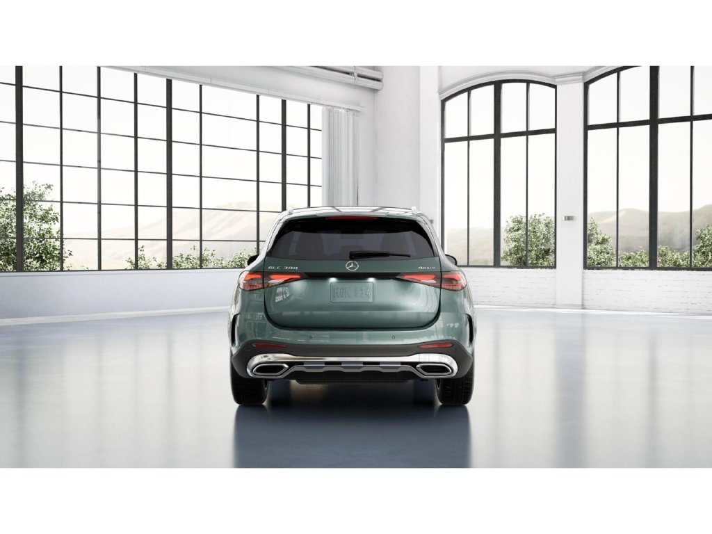 New 2026 Verde Silver Metallic Mercedes-Benz GLC 300 image 67