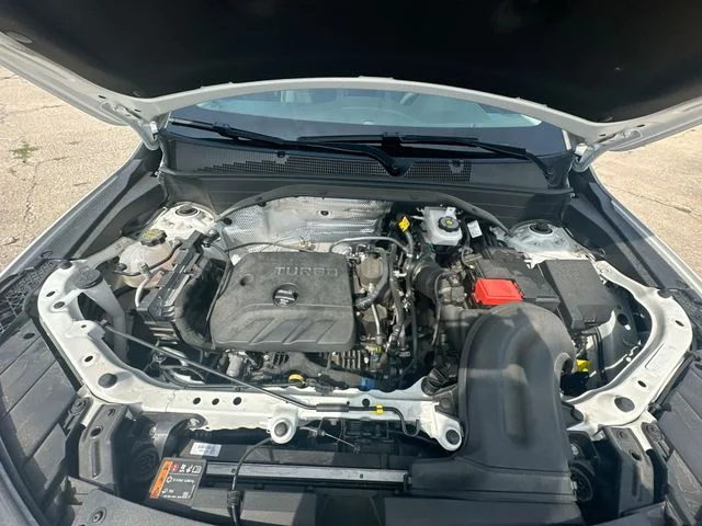 Used 2023 White Chevrolet LS image 33