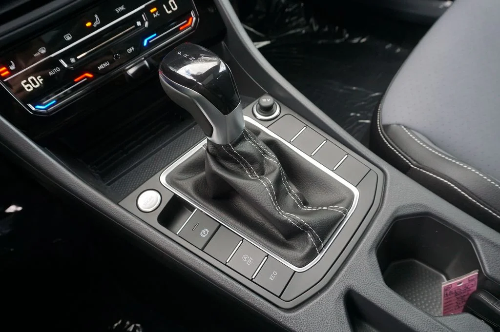 New 2026 Gray Volkswagen 1.5T SE image 15