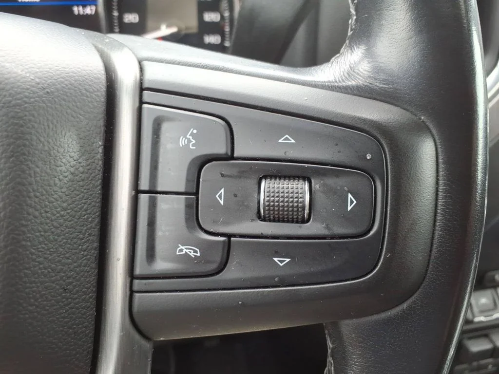 Used 2020 White GMC Denali image 38