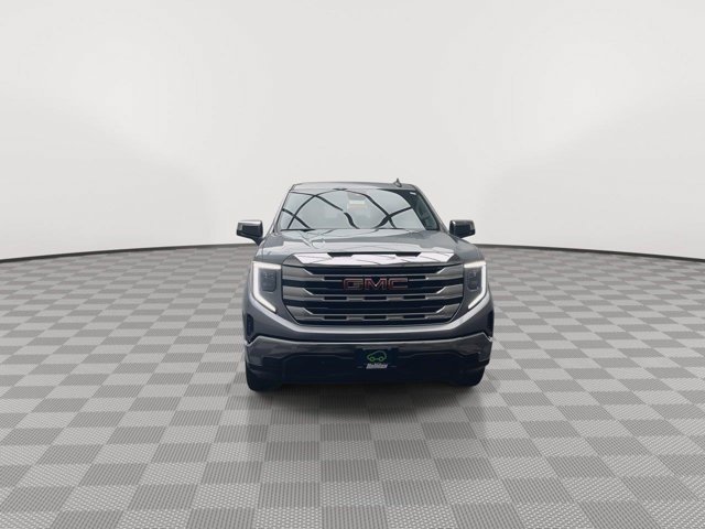 Used 2023 Sterling Metallic GMC SLE image 39