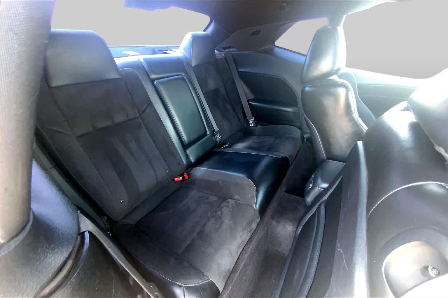 Used 2018 Octane Red Pearlcoat Dodge R/T Scat Pack image 20