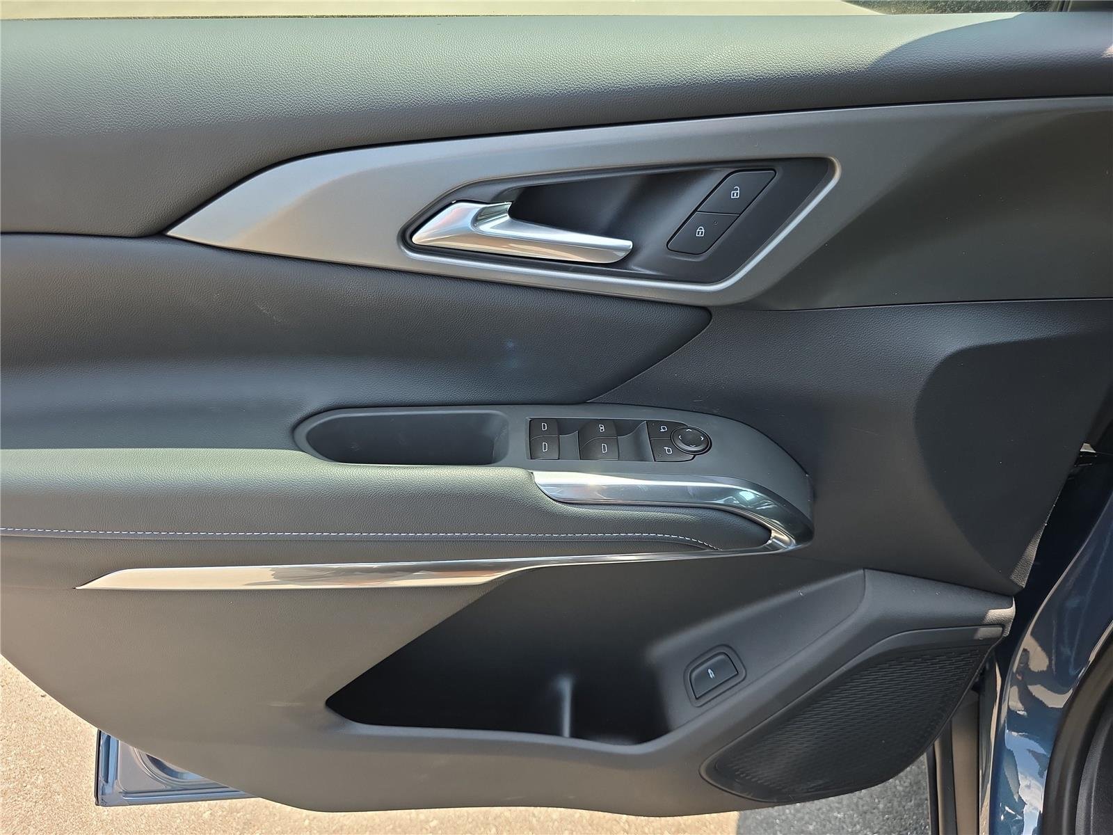 2026 Chevrolet Traverse LT - Photo 16