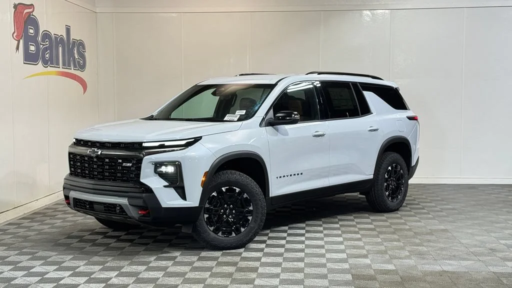 New 2027 Polar White Tricoat Chevrolet Z71 image 2