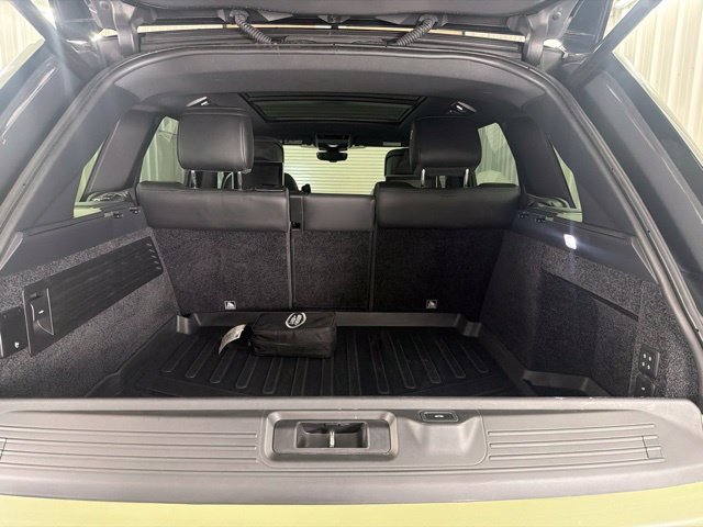Used 2020 Green Matte Land Rover Supercharged image 32