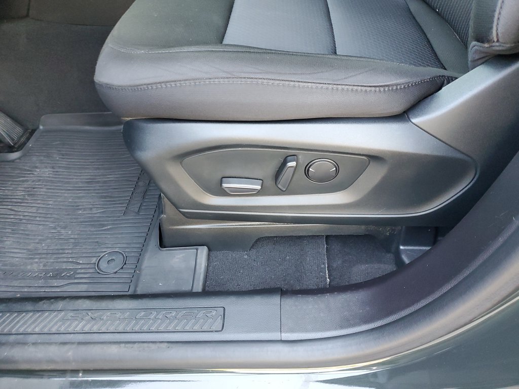 Used 2022 Green Ford XLT image 23