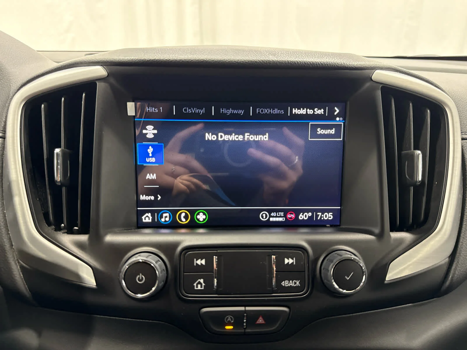 Used 2024 Sterling Metallic GMC SLT image 26