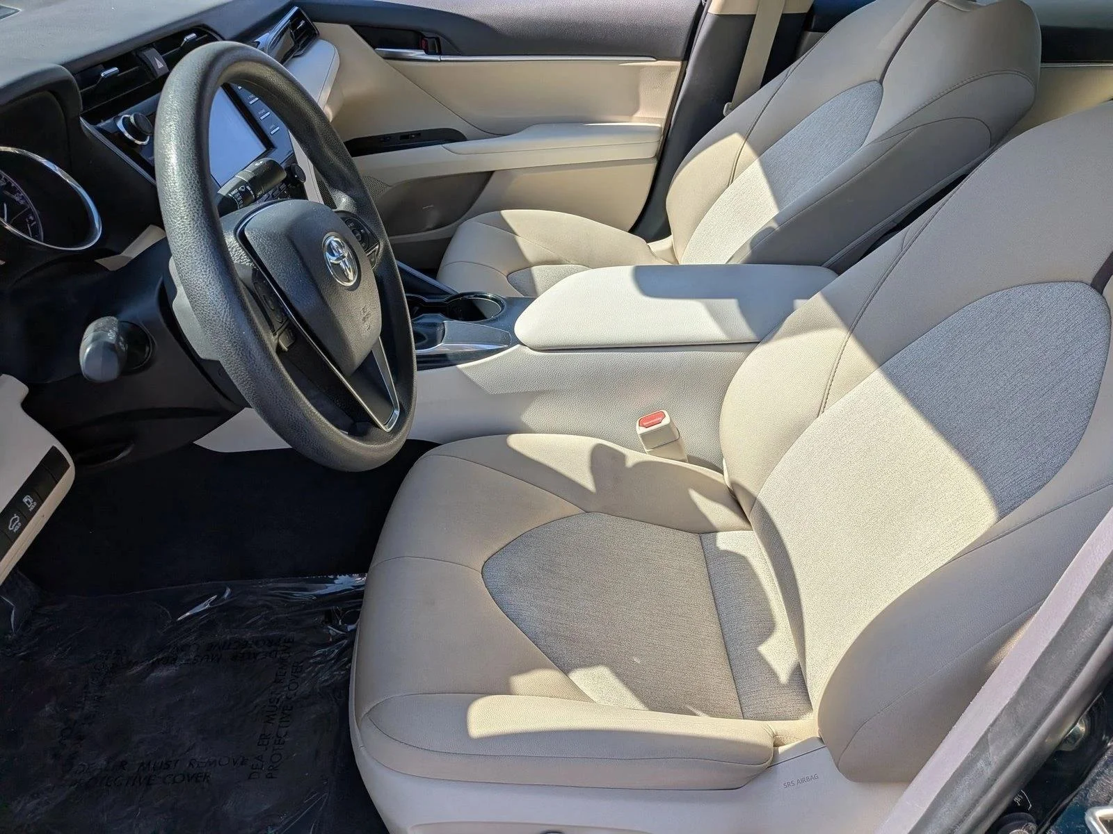 Used 2019 Galactic Aqua Mica Toyota LE image 16