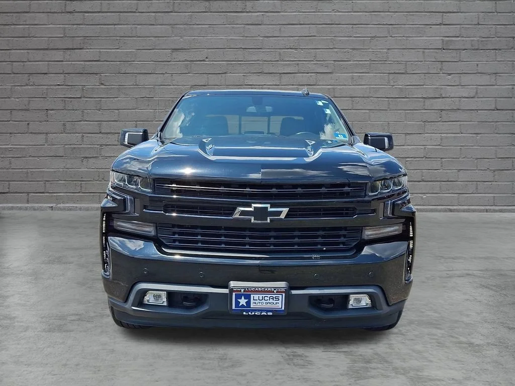Used 2020 BLACK Chevrolet RST image 4