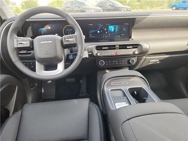 New 2026 Titan Charcoal Pearl Hyundai SEL Premium image 9
