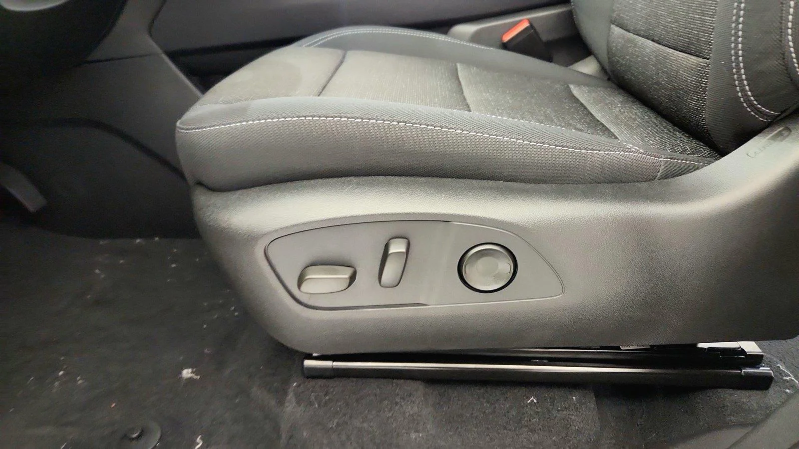 2026 Chevrolet Traverse LT - Photo 19