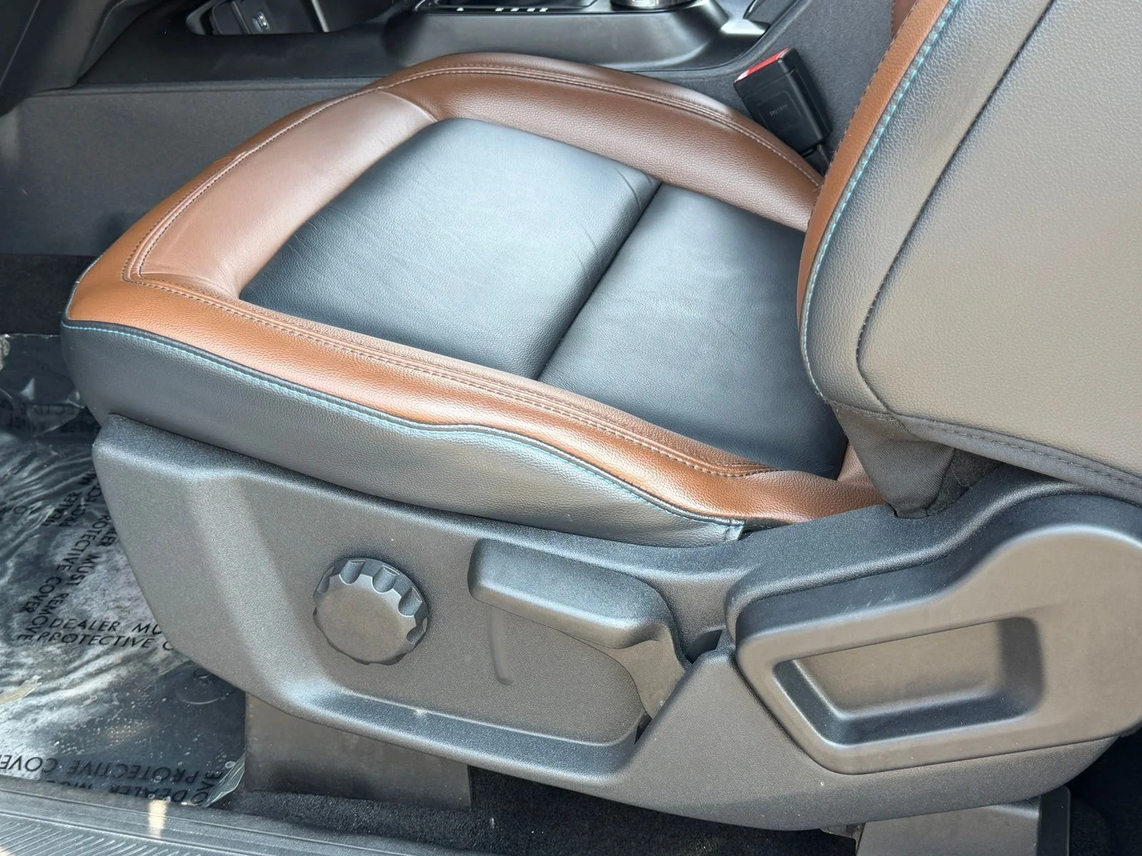 Certified Used 2023 Velocity Blue Metallic Ford Outer Banks image 38