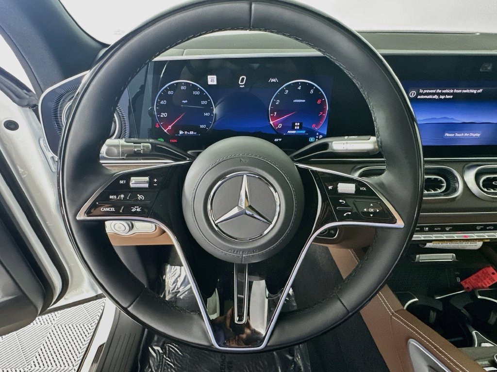 New 2027 MANUFAKTUR Moonlight White Metallic Mercedes-Benz GLS 450 image 46