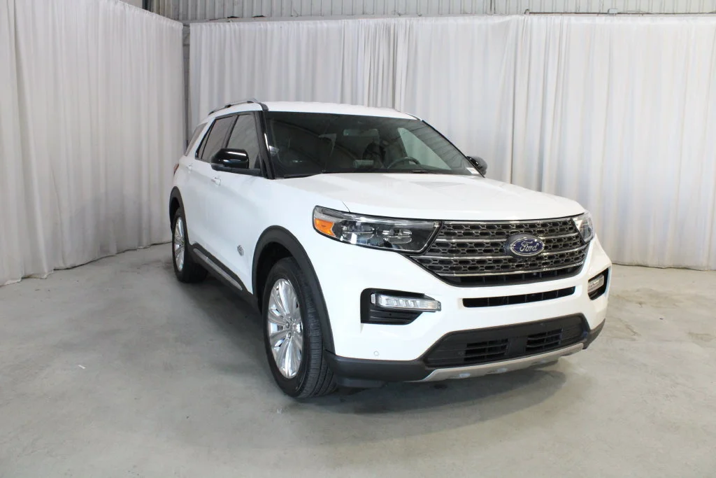 Used 2022 White Ford King Ranch image 39