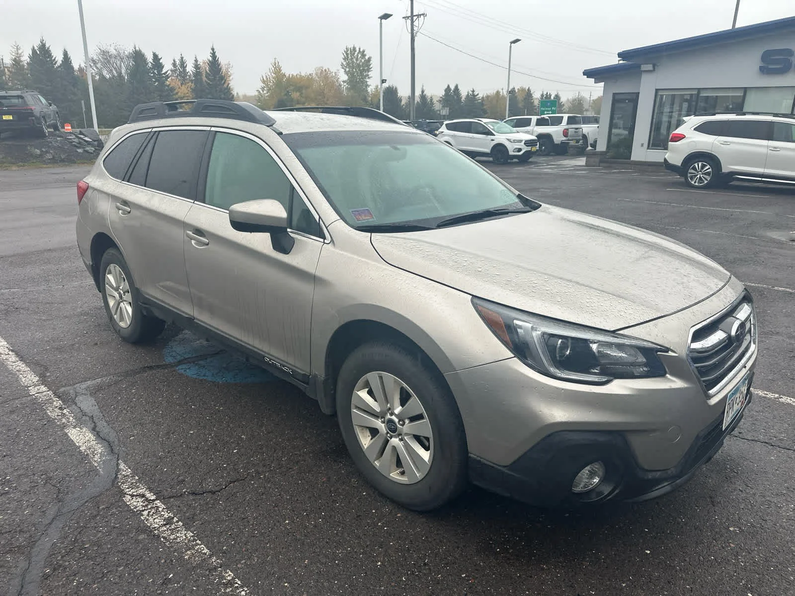 Used 2018 Tungsten Metallic Subaru Premium image 6