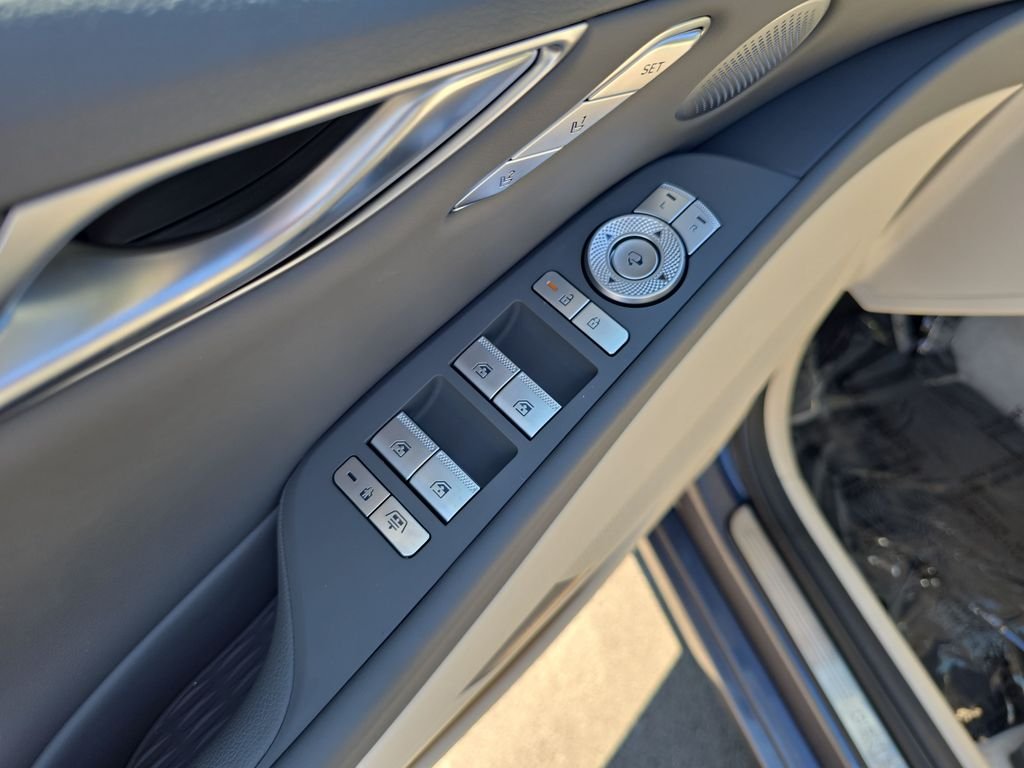 New 2026 Blue Genesis 3.5T SPORT PRESTIGE image 11