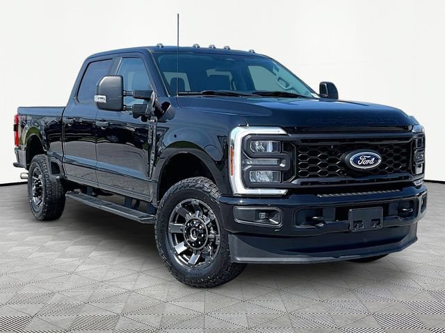 Used 2024 Black Ford XL image 1