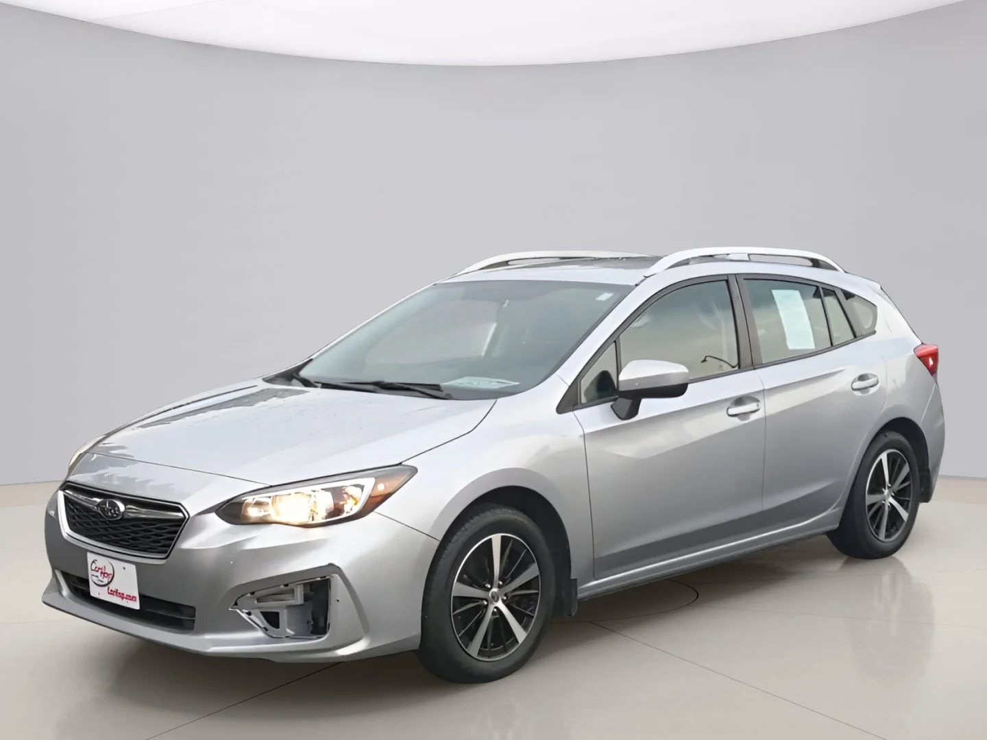 Used 2019 Silver Subaru PREMIUM image 1