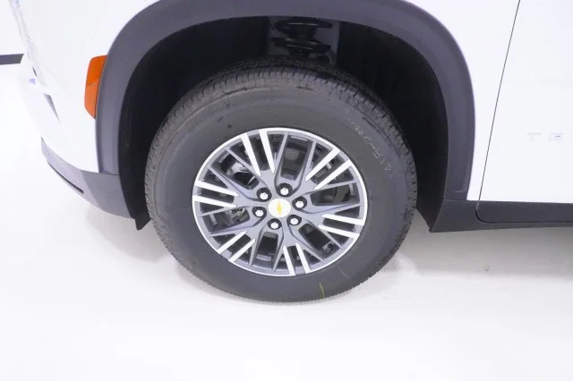 New 2026 Summit White Chevrolet LT image 11