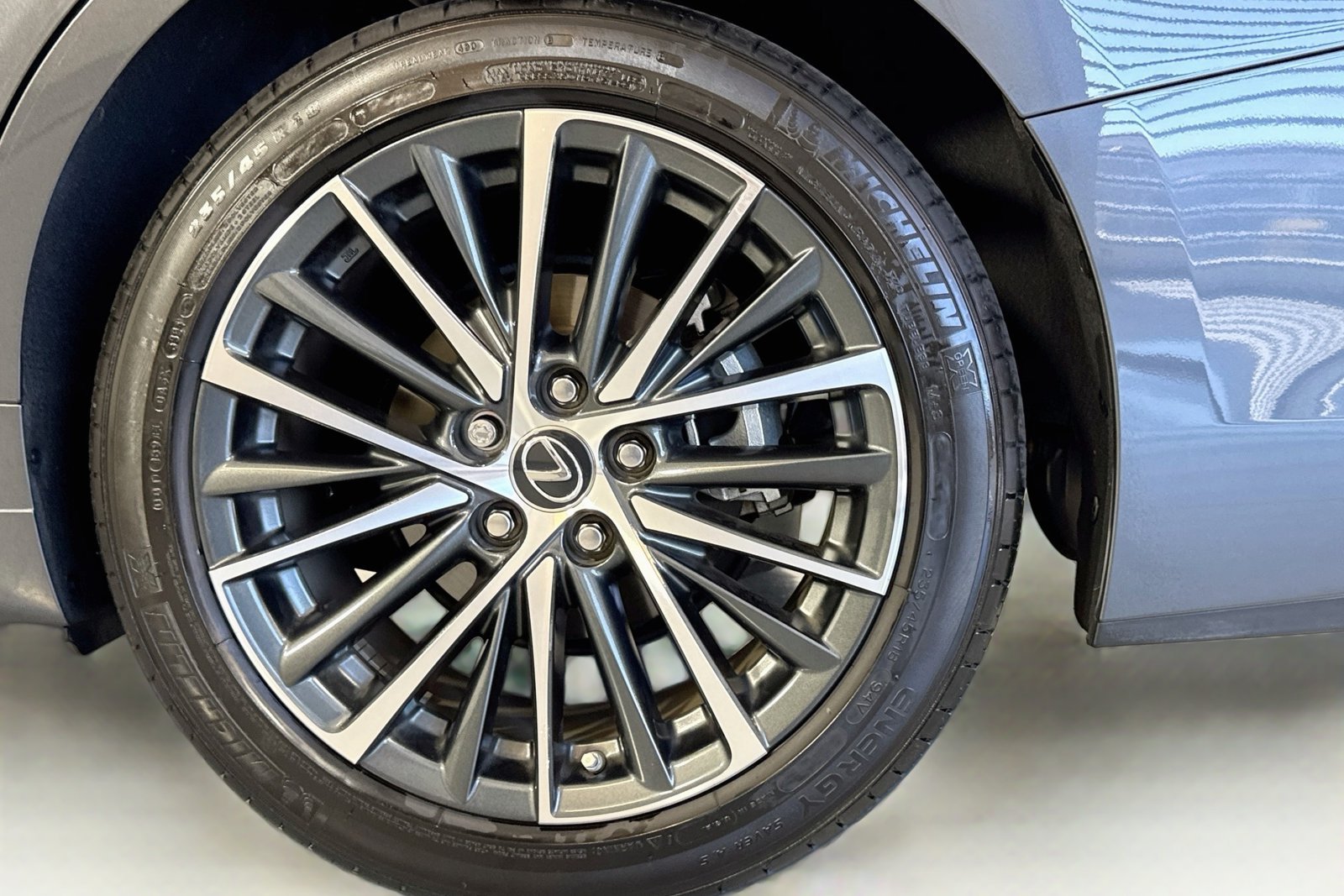 Used 2025 Cloudburst Gray Lexus ES 350 image 30