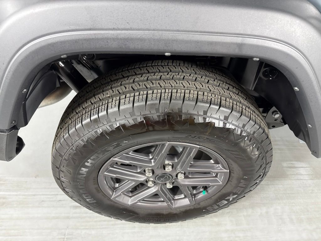 Used 2025 Gray Jeep Sport S image 10